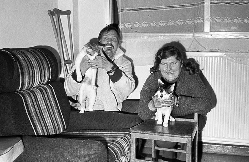 Life in an Inner Melbourne Housing Estate, 1986: Australia : Richard Moore : Journalist : Photographer :